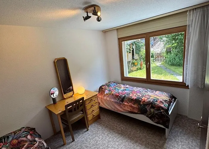 Large Vacation With Mountain Views * Quarten