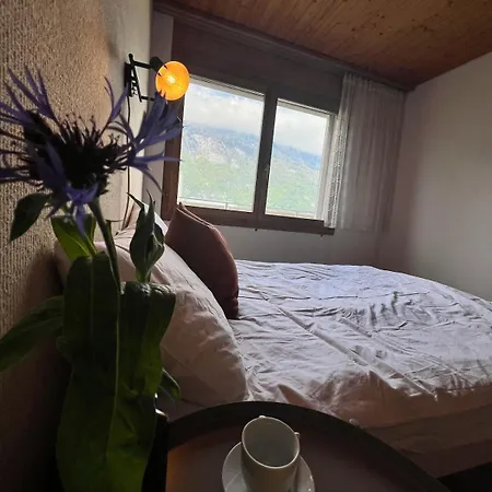 Apartman Large Vacation With Mountain Views Quarten