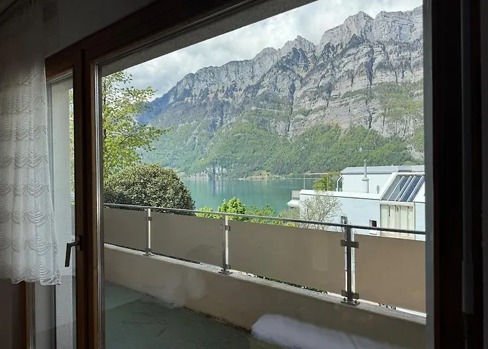 Large Vacation With Mountain Views * Quarten